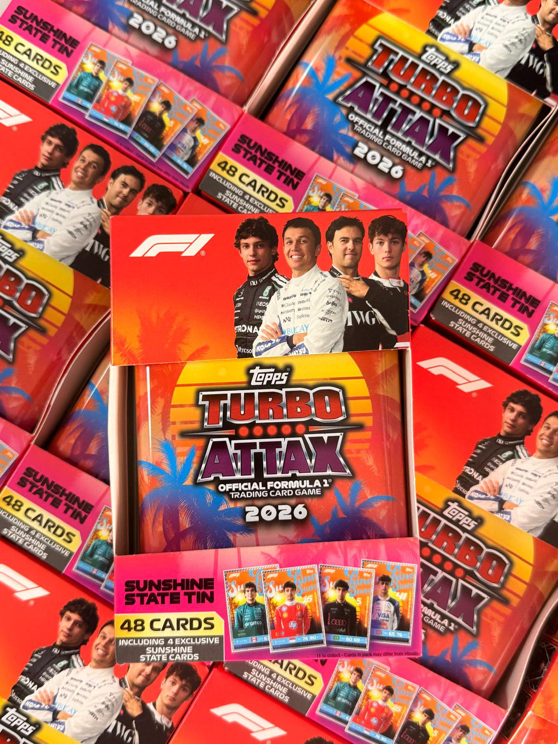 Topps Turbo Attax 2026 Sunshine State Mega Tin con 48 cartas y 4 cartas exclusivas